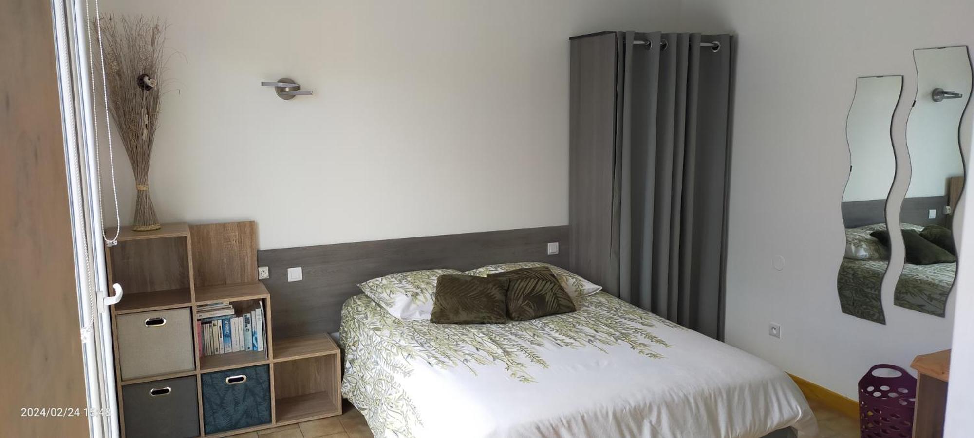 Climatise L'oisellerie Homestay Castelnou